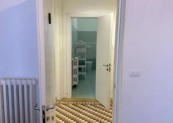 Gialla Ridi Che Ti Passa Гостьовий будинок 4*