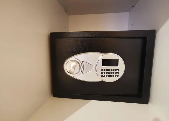 Gialla Ridi Che Ti Passa 4*