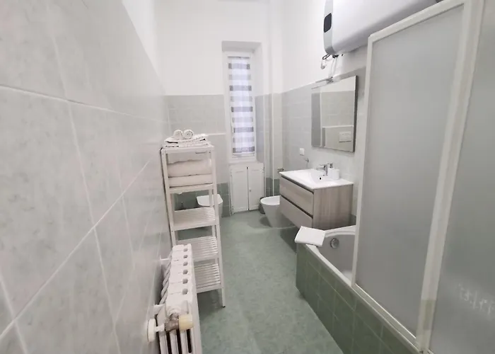 Gialla Ridi Che Ti Passa Гостьовий будинок 4*