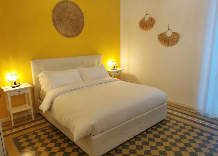 Gialla Ridi Che Ti Passa 招待所