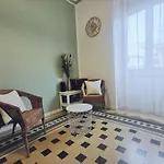 Gialla Ridi Che Ti Passa